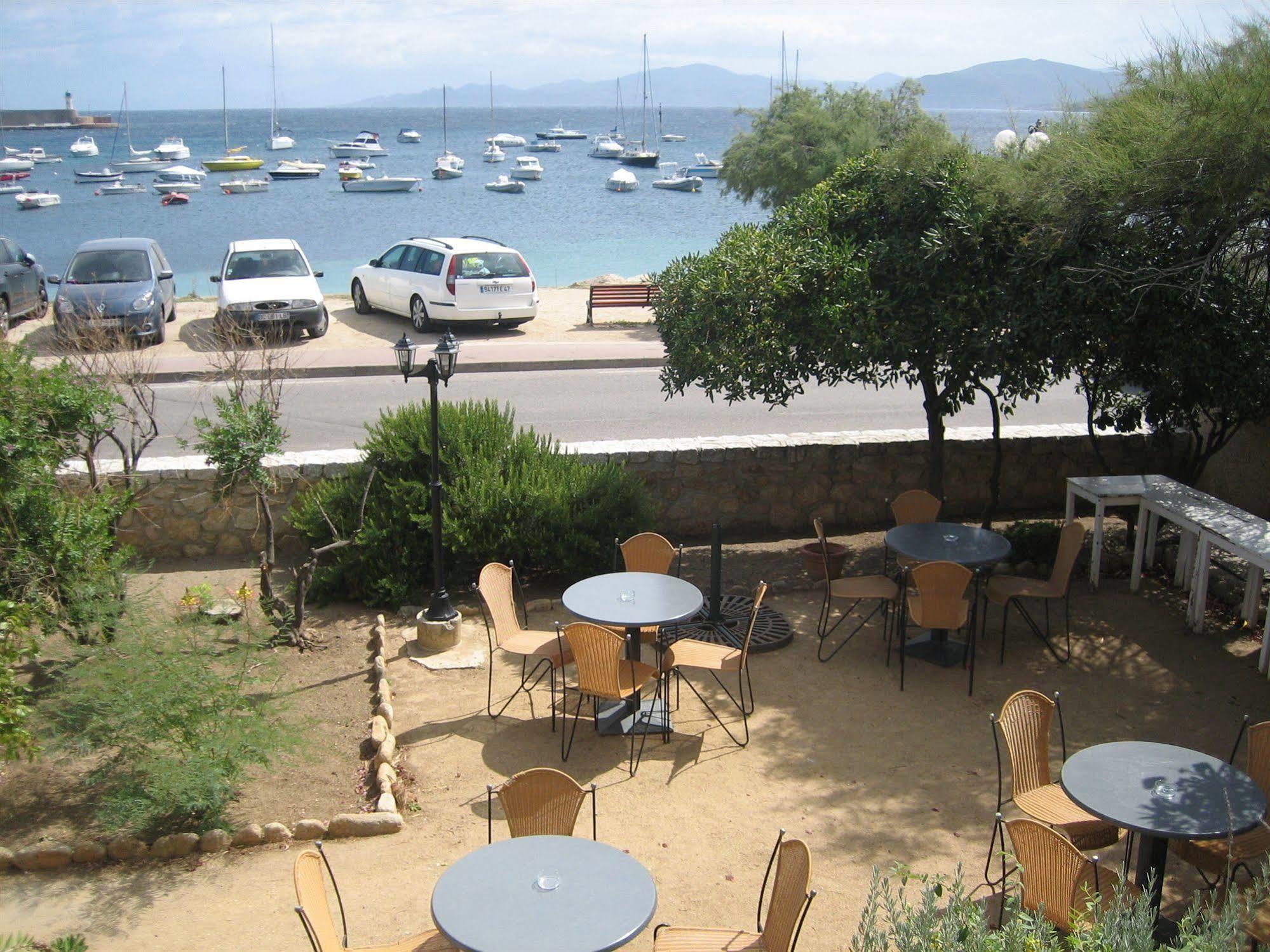 L'Isula Rossa Hotel L'Ile-Rousse  Exterior photo